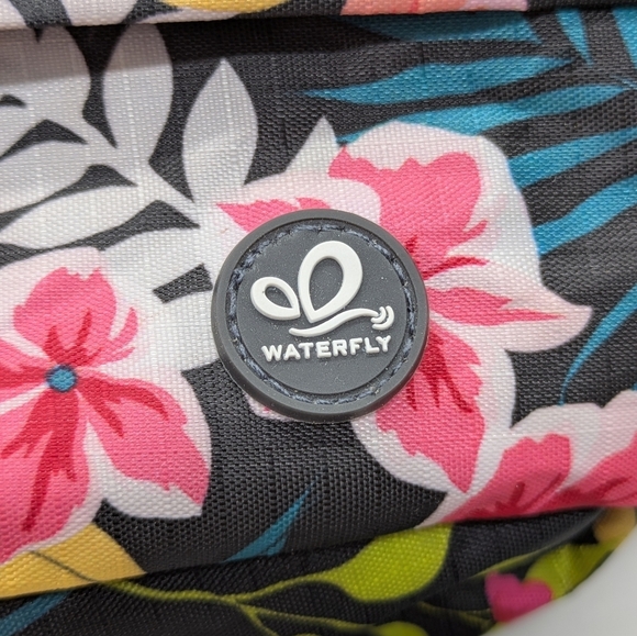 ✨3/$15 Waterfly Colorful Floral Utility Lifestyle Belt Bag Fanny Pack - Picture 6 of 7